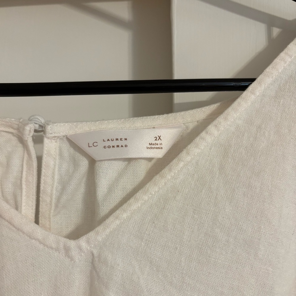 LC Lauren Conrad Cream V-Neck Blouse - Picture 2 of 5